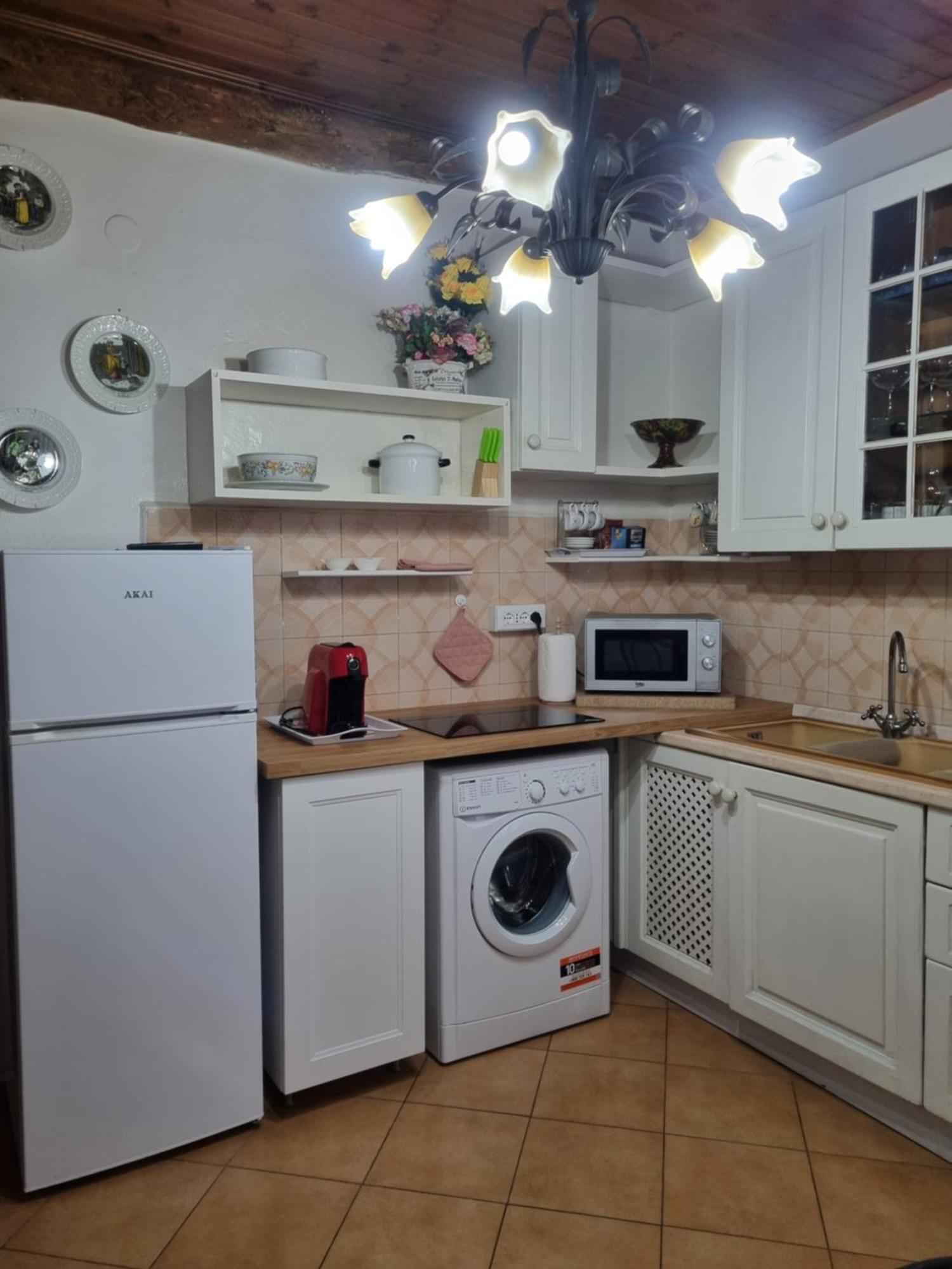 Appartamento “Il Borgo” 페치올리 외부 사진